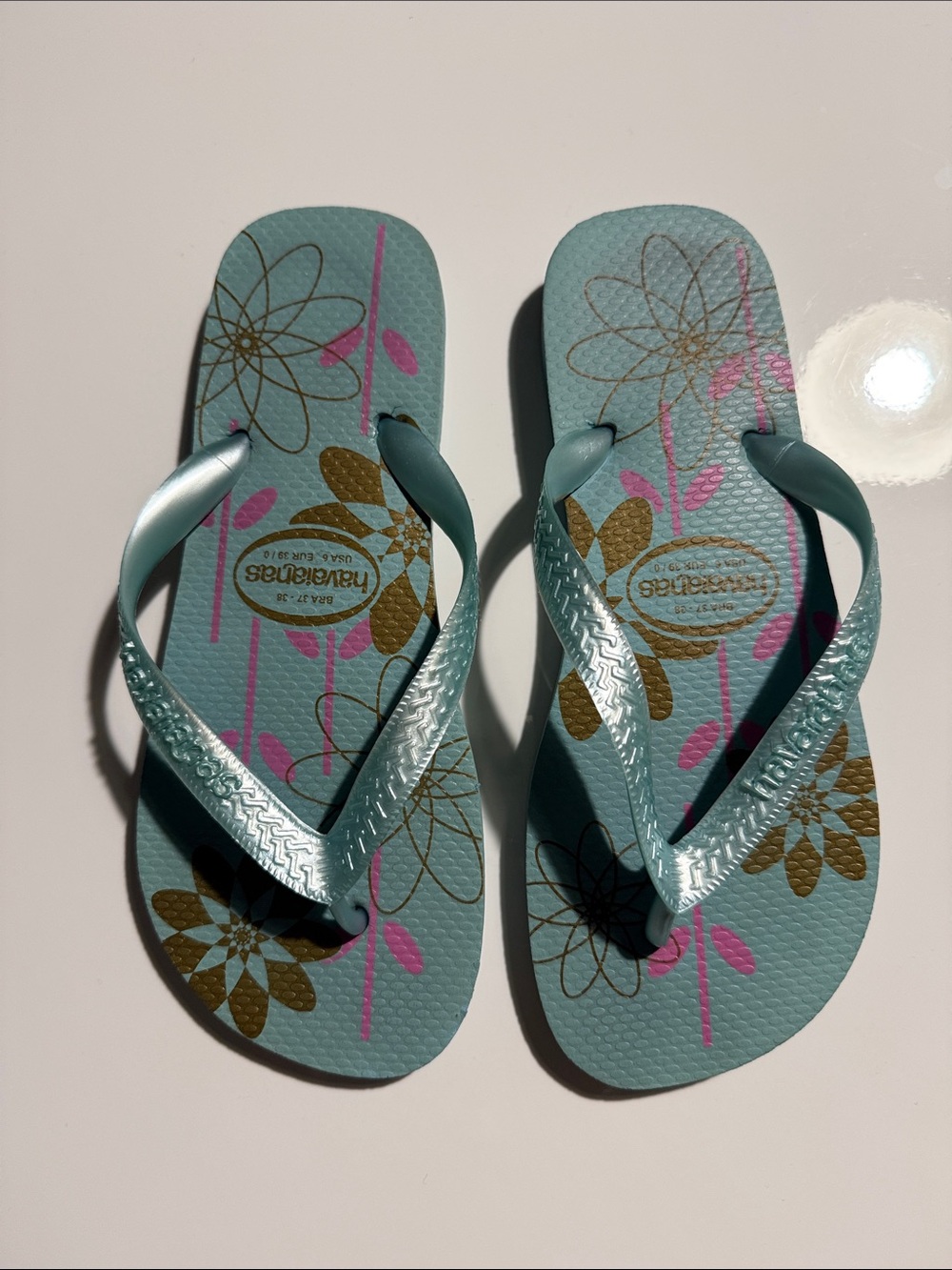 Havaianas Women's Teal Floral Flip Flops with Gold and Pink Accents Sz 6